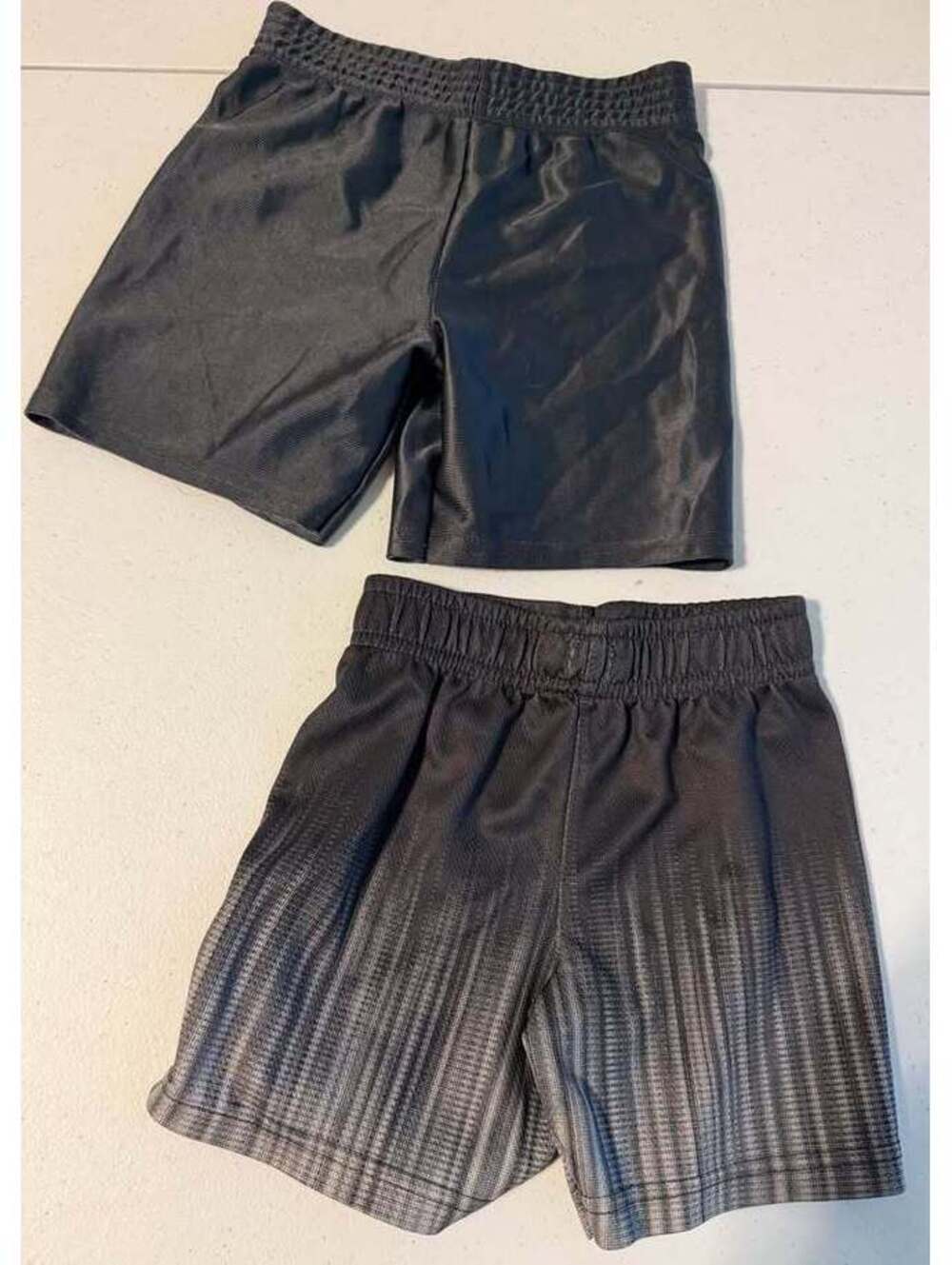 Garanimals 2T Athletic Shorts Set